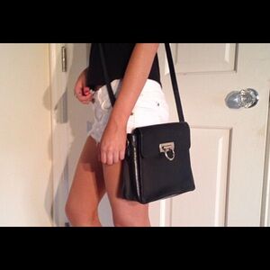 •re-posh• salvatore ferragamo black crossbody bag